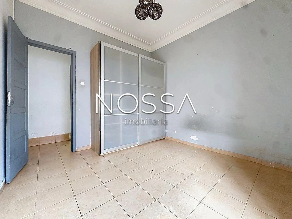 Apartamento T4 para Venda em Águas Livres Foto 2