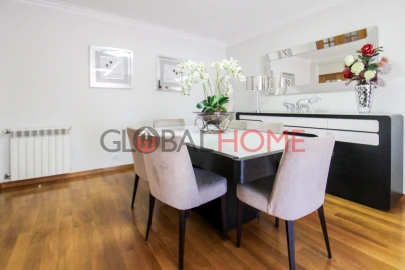 Apartamento T2 para Venda em Santa Marinha e São Pedro da Afurada