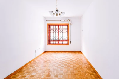 Apartamento T1 para Venda em Fânzeres e São Pedro da Cova