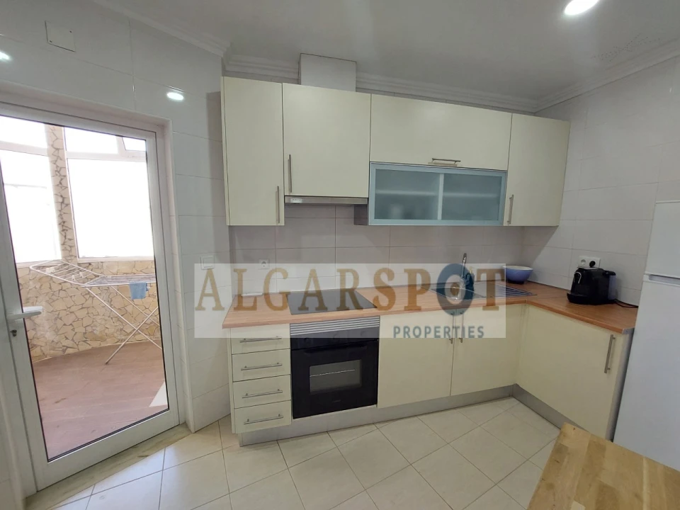 Apartamento T1 para Venda em Faro (Sé e São Pedro) Foto 9