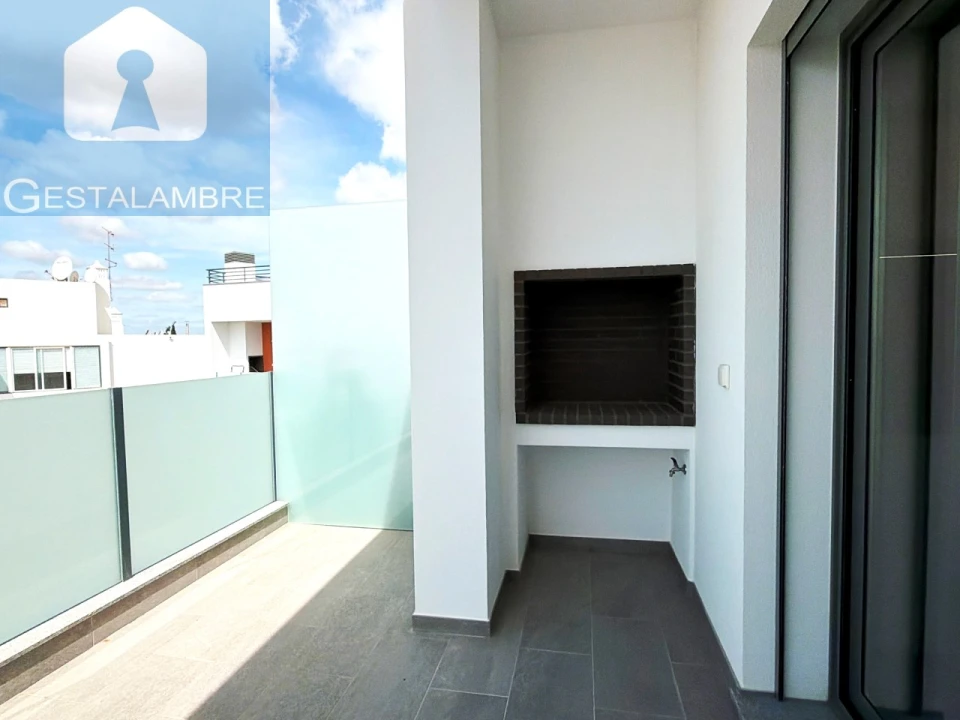 Apartamento T3 para Venda em Alcantarilha e Pêra Foto 12