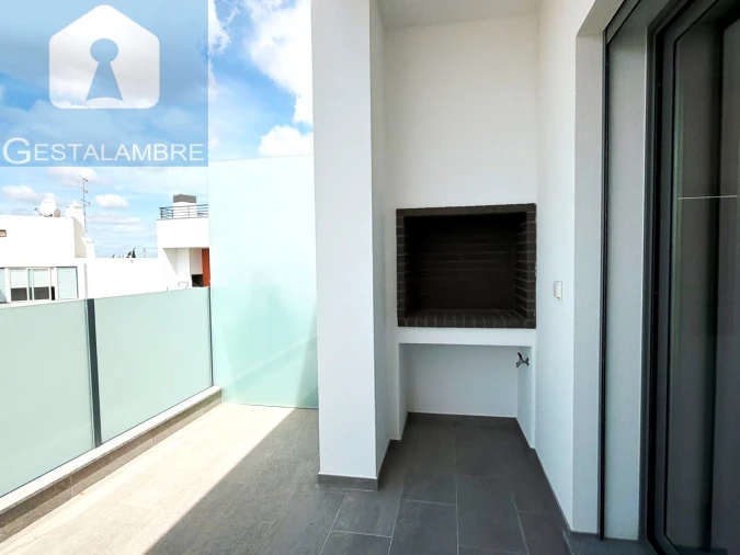 Apartamento T3 para Venda em Alcantarilha e Pêra Foto 12