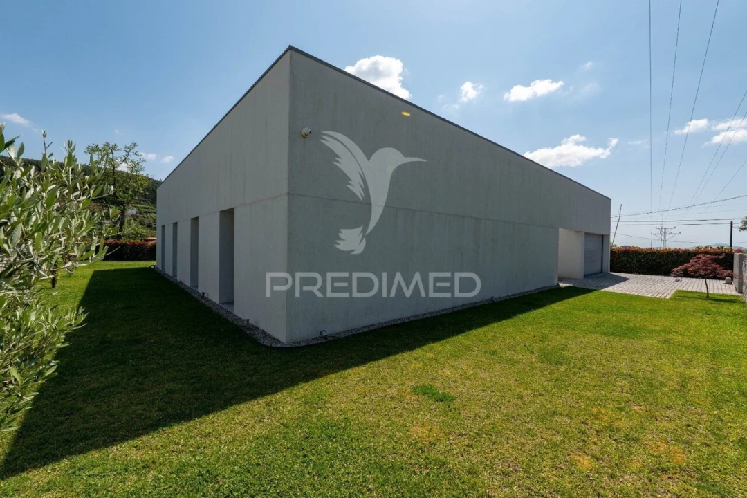 Moradia T4 para Venda em Este (São Pedro e São Mamede) Foto 4