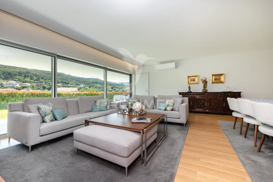 Moradia T4 para Venda em Este (São Pedro e São Mamede) Foto 13