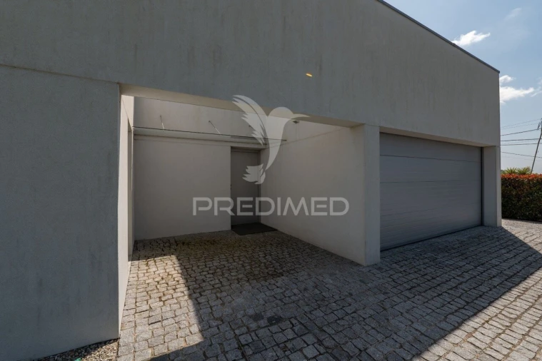 Moradia T4 para Venda em Este (São Pedro e São Mamede) Foto 6