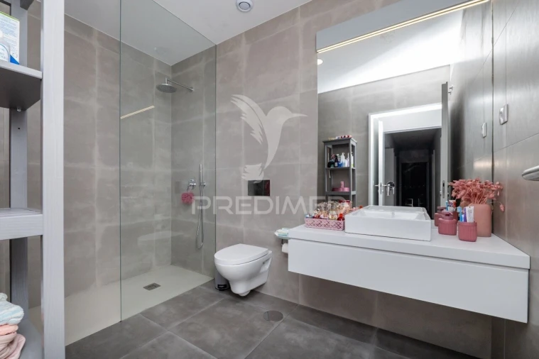 Moradia T4 para Venda em Este (São Pedro e São Mamede) Foto 36