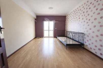 Apartamento T3 para Venda em Carregado e Cadafais