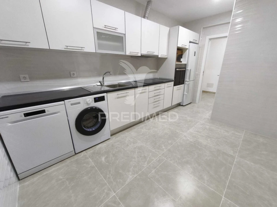 Apartamento T2 para Venda em Alenquer (Santo Estêvão e Triana) Foto 1