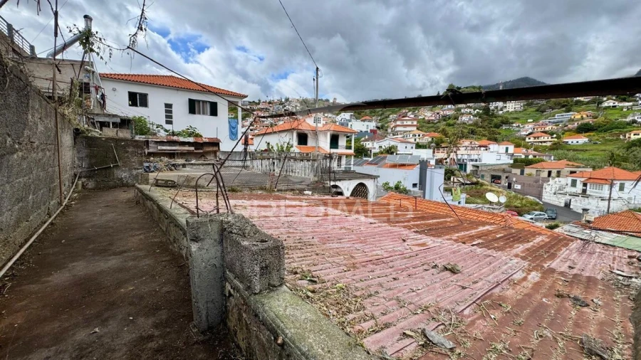 Moradia T2 para Venda em Santo Antonio Foto 7