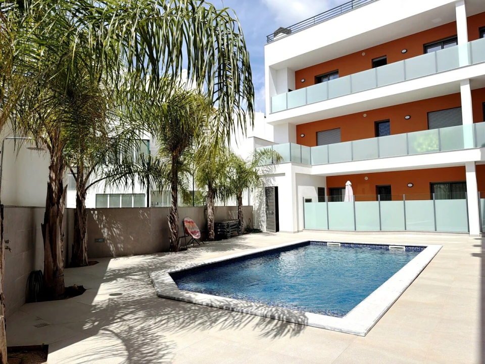 Apartamento T3 para Venda em Alcantarilha e Pêra Foto 2