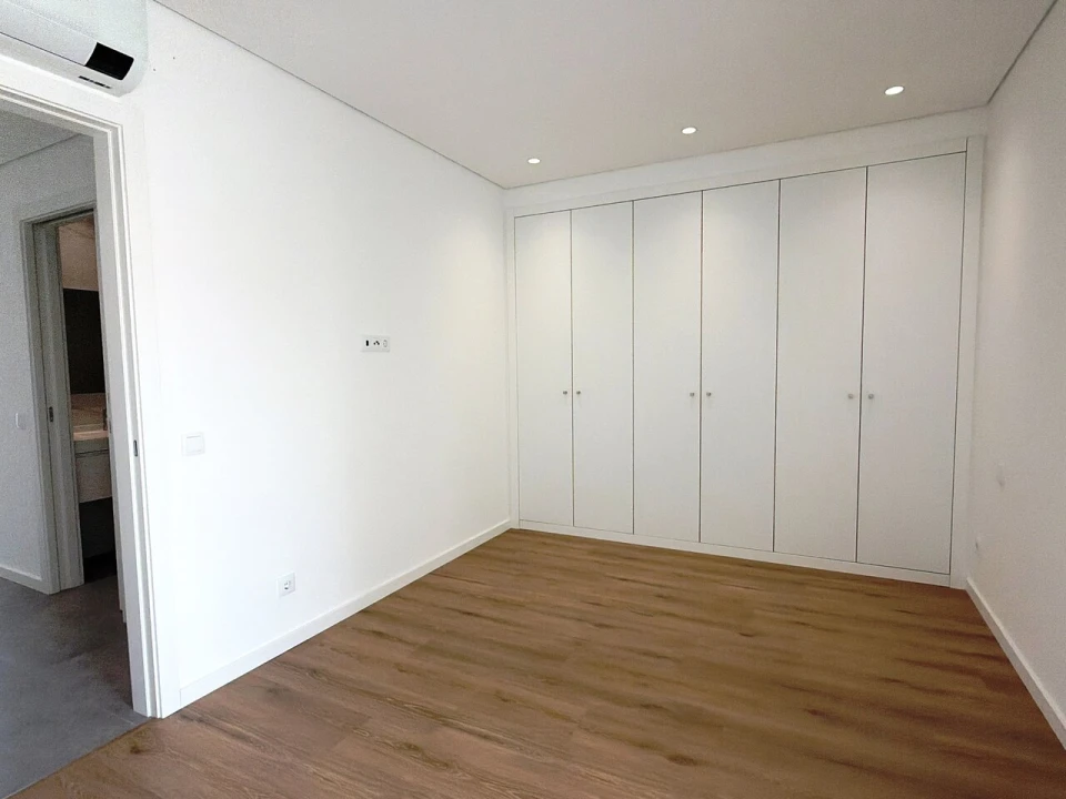 Apartamento T3 para Venda em Alcantarilha e Pêra Foto 23