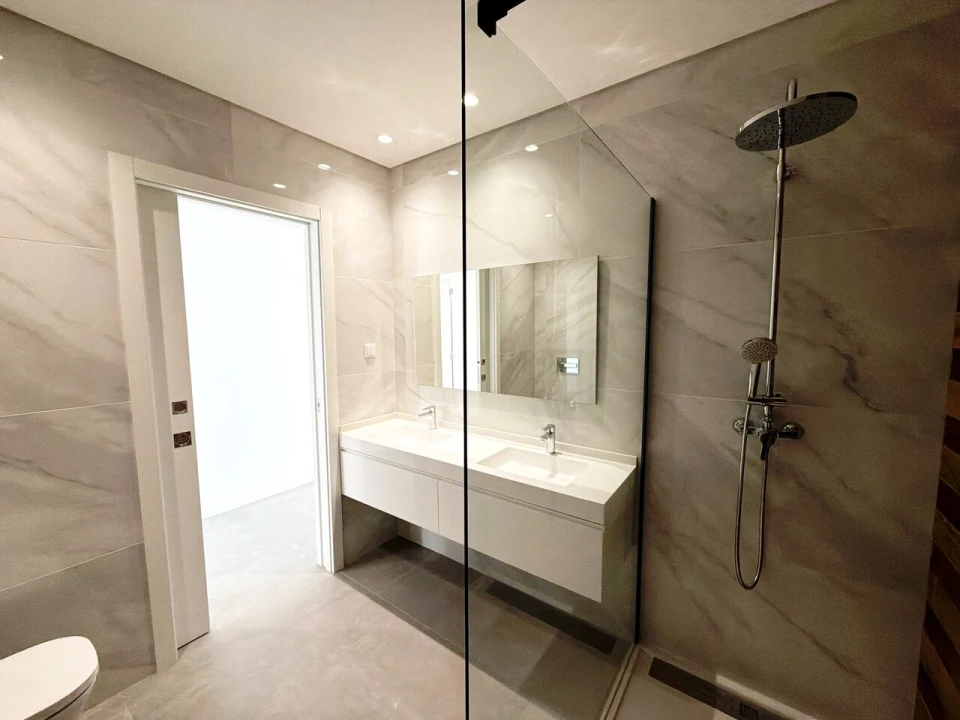 Apartamento T3 para Venda em Alcantarilha e Pêra Foto 24