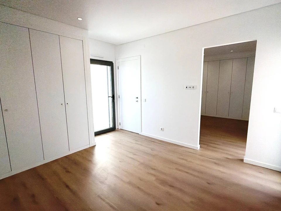 Apartamento T3 para Venda em Alcantarilha e Pêra Foto 31
