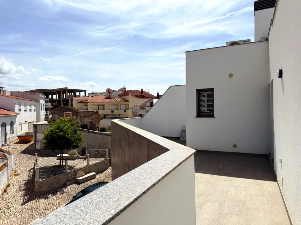 Apartamento T3 para Venda em Alcantarilha e Pêra Foto 35