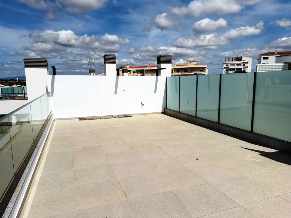 Apartamento T3 para Venda em Alcantarilha e Pêra Foto 42