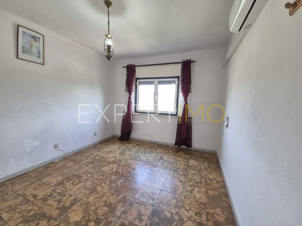 Apartamento T2 para Venda em Sobral Foto 11