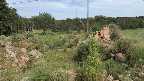 Moradia T0 para Venda em São Bartolomeu de Messines