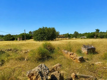 Moradia T0 para Venda em São Bartolomeu de Messines