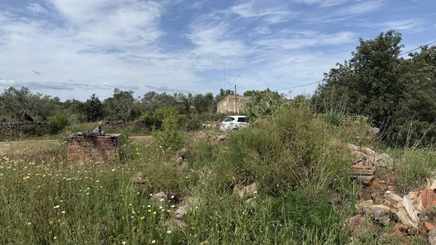 Moradia T0 para Venda em São Bartolomeu de Messines Foto 2