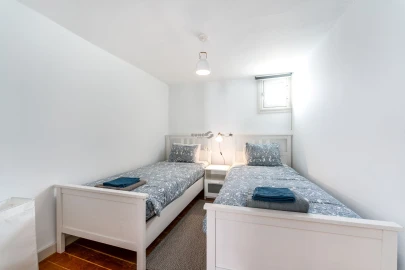 Apartamento T2 para Arrendamento em Misericórdia