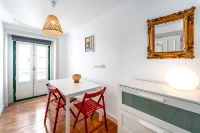 Apartamento T2 para Arrendamento em Misericórdia