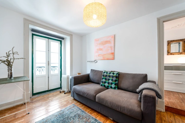 Apartamento T2 para Arrendamento em Misericórdia Foto 2