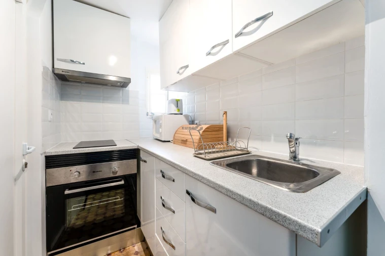 Apartamento T2 para Arrendamento em Misericórdia Foto 9