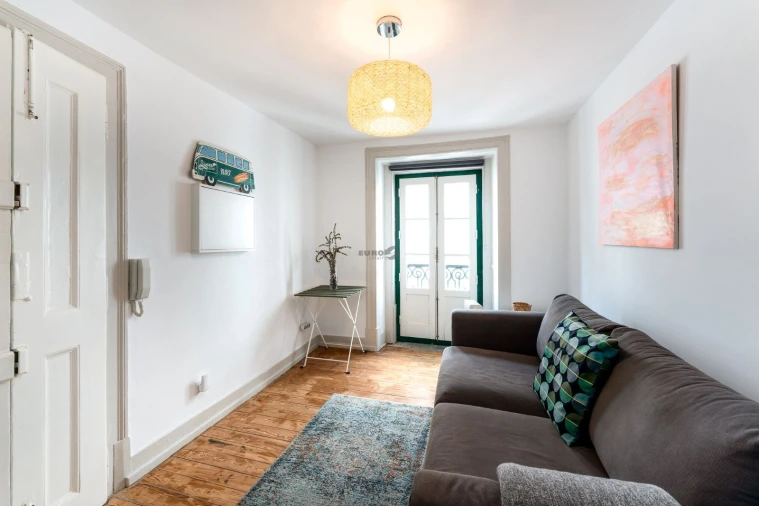 Apartamento T2 para Arrendamento em Misericórdia Foto 10