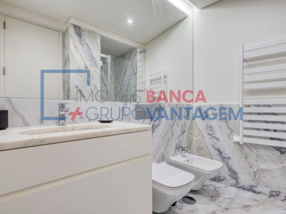 Apartamento T0 para Venda em Santa Marinha e São Pedro da Afurada Foto 7