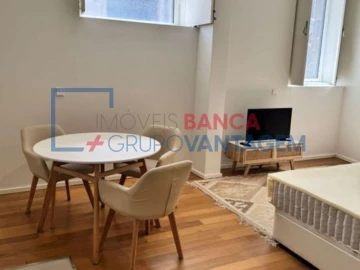 Apartamento T0 para Venda em Santa Marinha e São Pedro da Afurada