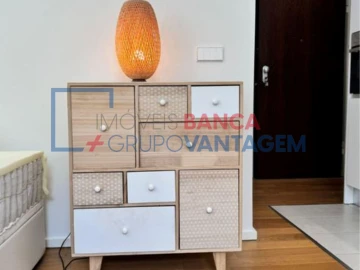 Apartamento T0 para Venda em Santa Marinha e São Pedro da Afurada