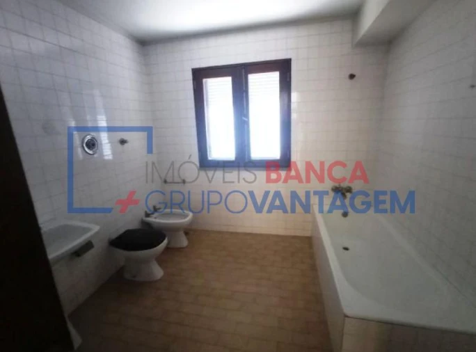 Apartamento T3 para Venda em Fafe Foto 2