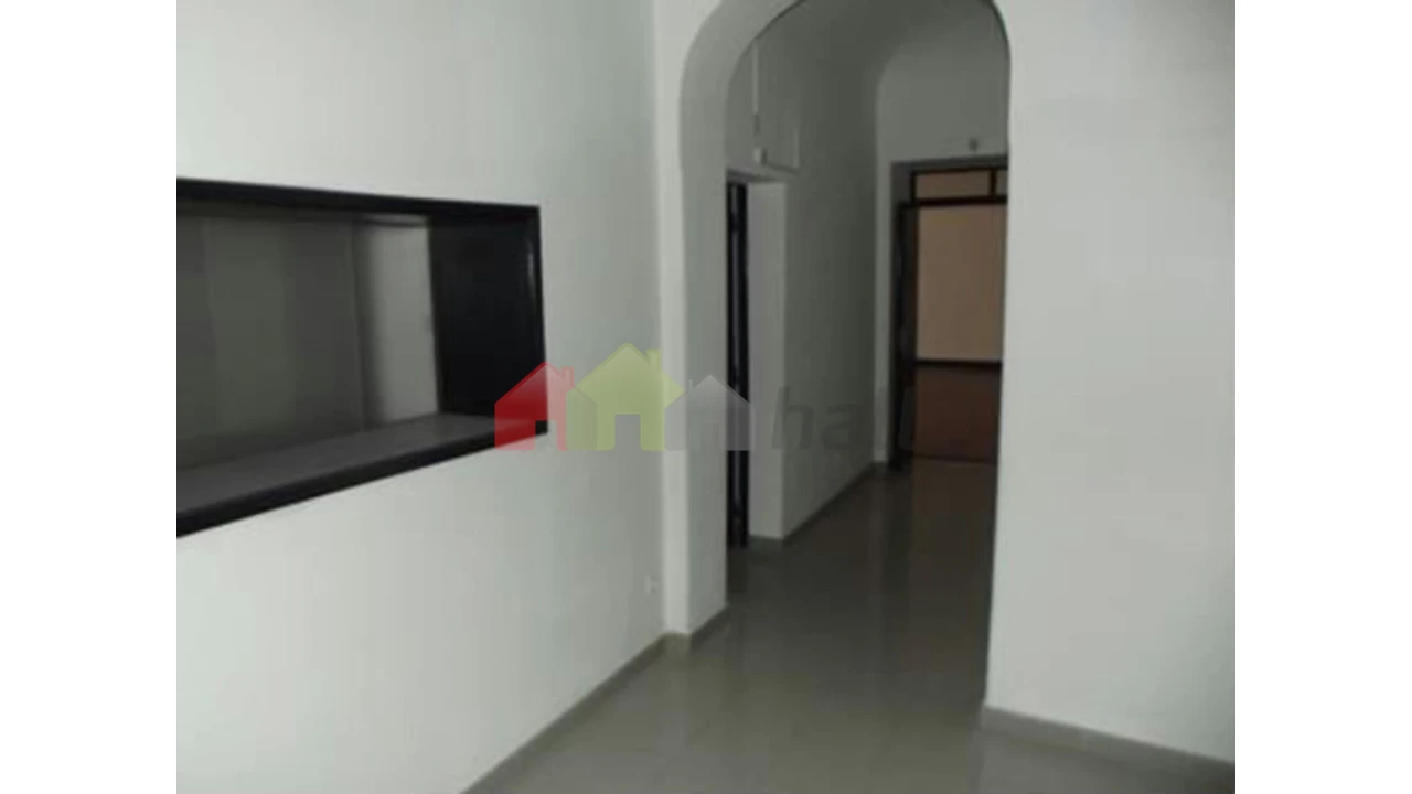 Loja para Arrendamento em Évora (São Mamede, Sé, São Pedro e Santo Antão) Foto 4