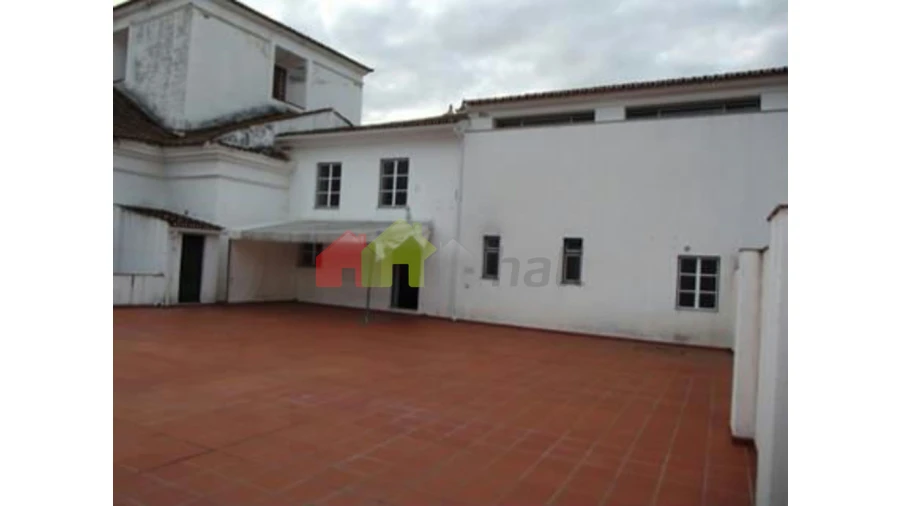 Loja para Arrendamento em Évora (São Mamede, Sé, São Pedro e Santo Antão) Foto 12