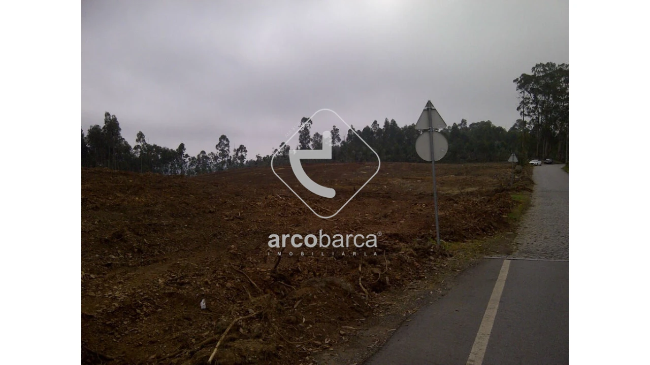 Terreno para Venda em Sandim, Olival, Lever e Crestuma Foto 9