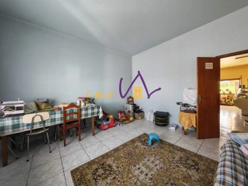 Loja para Venda em Almagreira