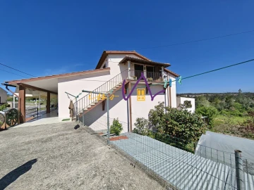 Loja para Venda em Almagreira