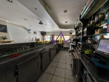 Loja para Venda em Almagreira