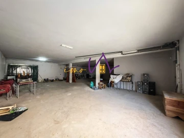 Loja para Venda em Almagreira