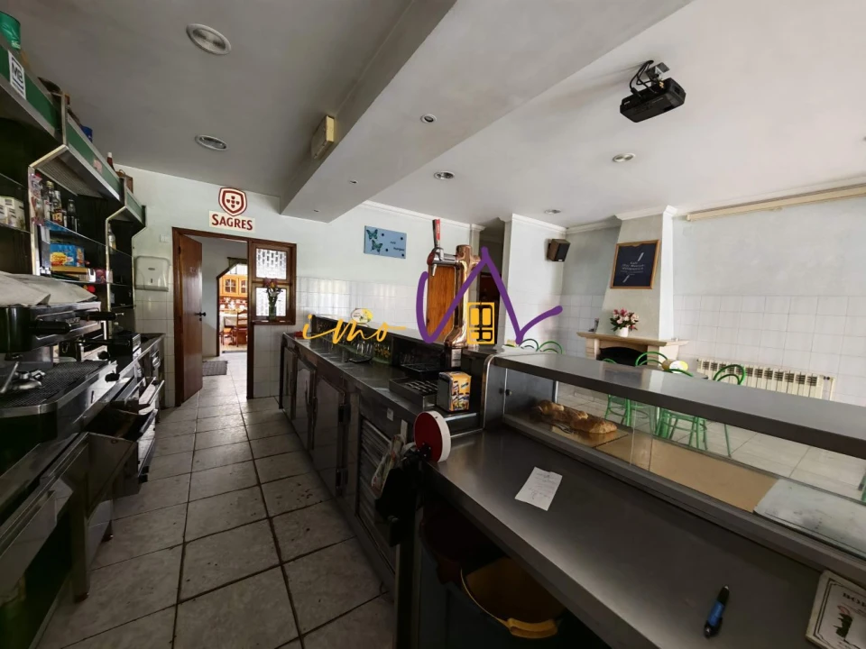 Loja para Venda em Almagreira Foto 22