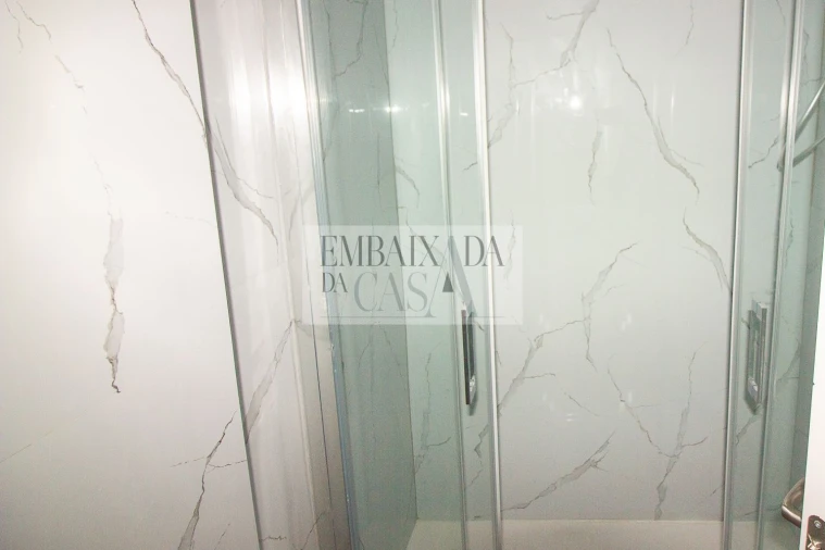 Apartamento T2 para Venda em Benfica Foto 22