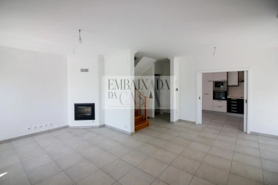 Moradia T3 para Venda em Ericeira