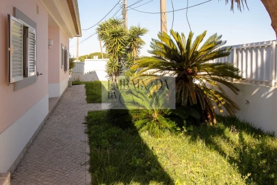 Moradia T3 para Venda em Sesimbra (Castelo)