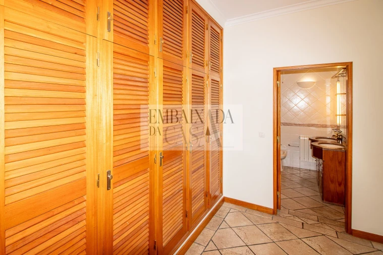 Moradia T3 para Venda em Sesimbra (Castelo) Foto 36