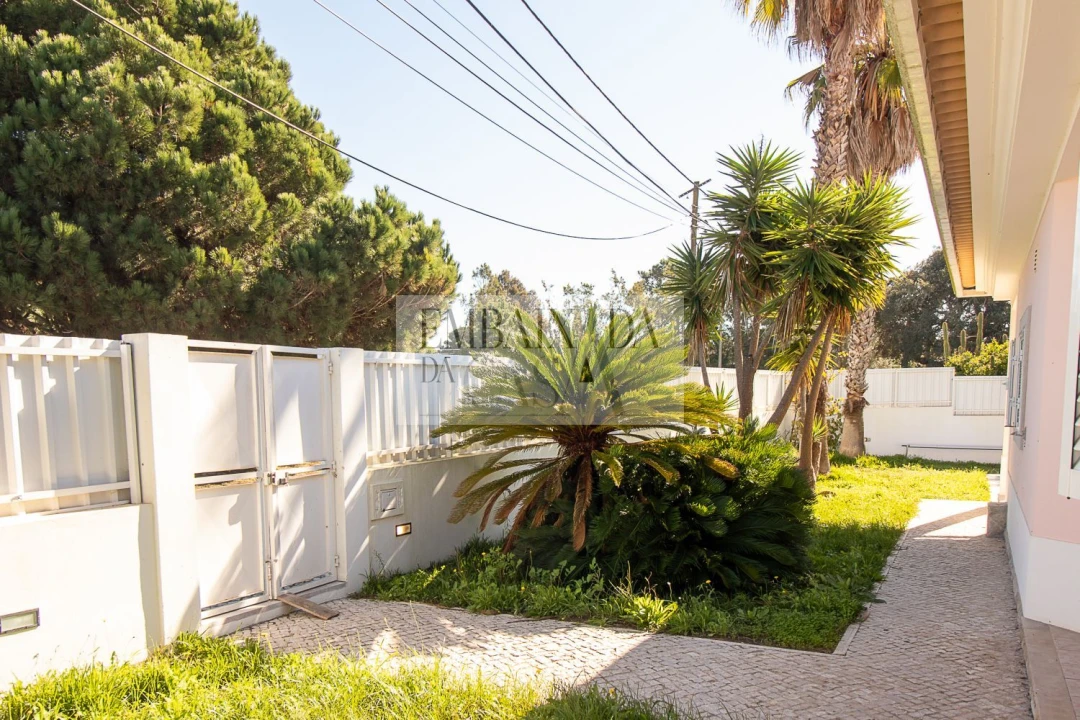 Moradia T3 para Venda em Sesimbra (Castelo) Foto 16