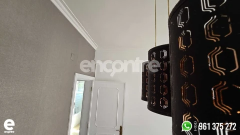 Apartamento T2 para Venda em Póvoa de Santo Adrião e Olival Basto