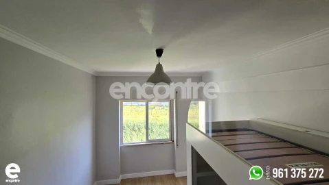 Apartamento T2 para Venda em Póvoa de Santo Adrião e Olival Basto