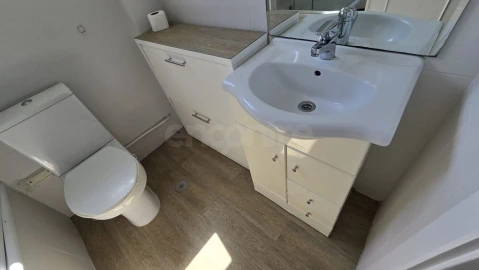 Apartamento T2 para Venda em Póvoa de Santo Adrião e Olival Basto
