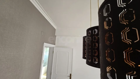 Apartamento T2 para Venda em Póvoa de Santo Adrião e Olival Basto