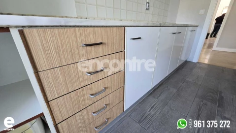 Apartamento T2 para Venda em Póvoa de Santo Adrião e Olival Basto